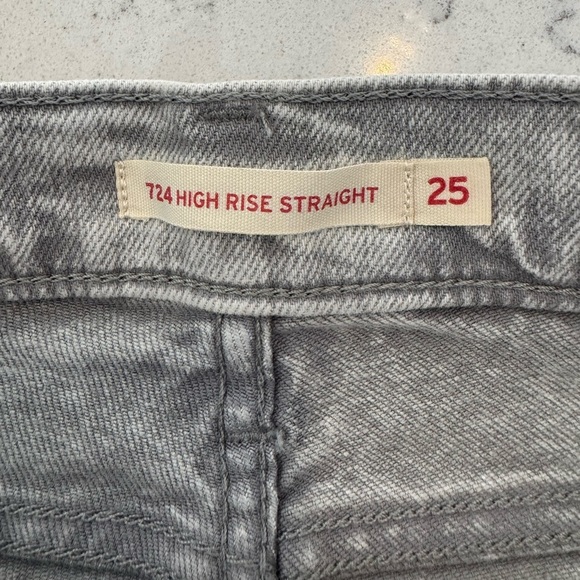 LEVI’S 724 HIGH RISE SLIM STRAIGHT WOMEN'S JEANS Size 25 Grey Raw Hem - Picture 6 of 15